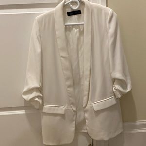 White Zara blazer with 3/4 sleeve